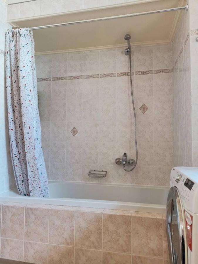 Big Apt 3Bed 3Bath 10 Min Walk Acropolis Athen Eksteriør billede